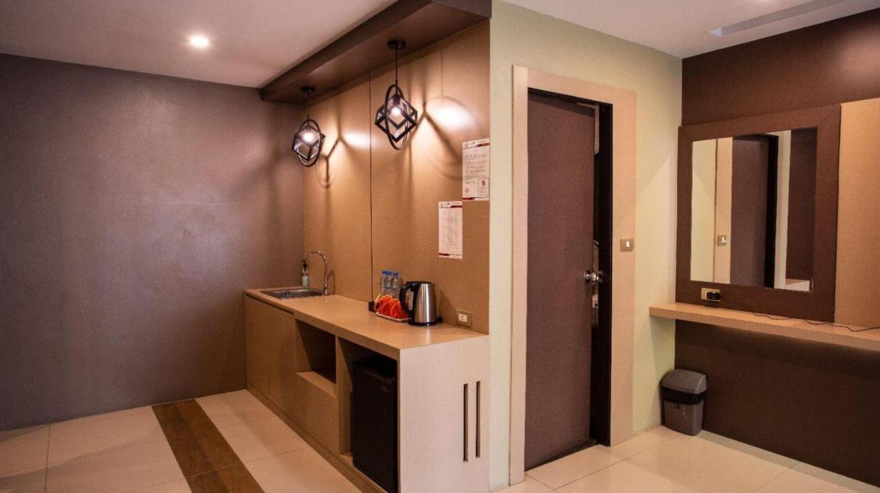 Grande Classic By Goad Avadhess Hospitality 1 Km Walking Street Pattaya Beach Exterior foto